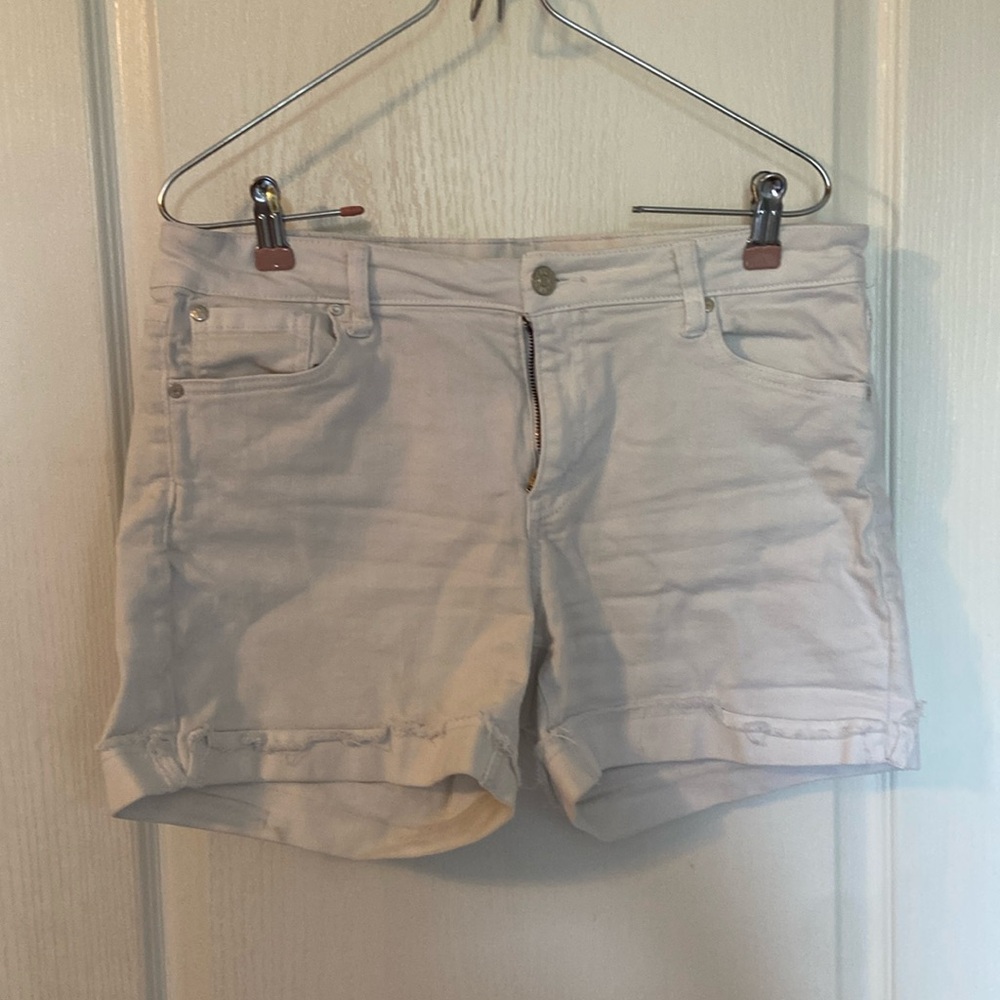Jean Shorts, Color: white, size: 11/30
